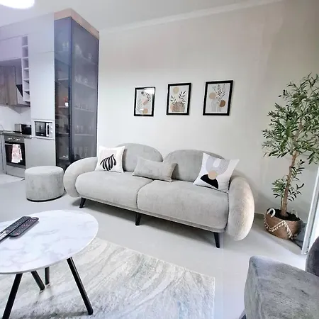 Asel Apartmán Golem (Tirana)